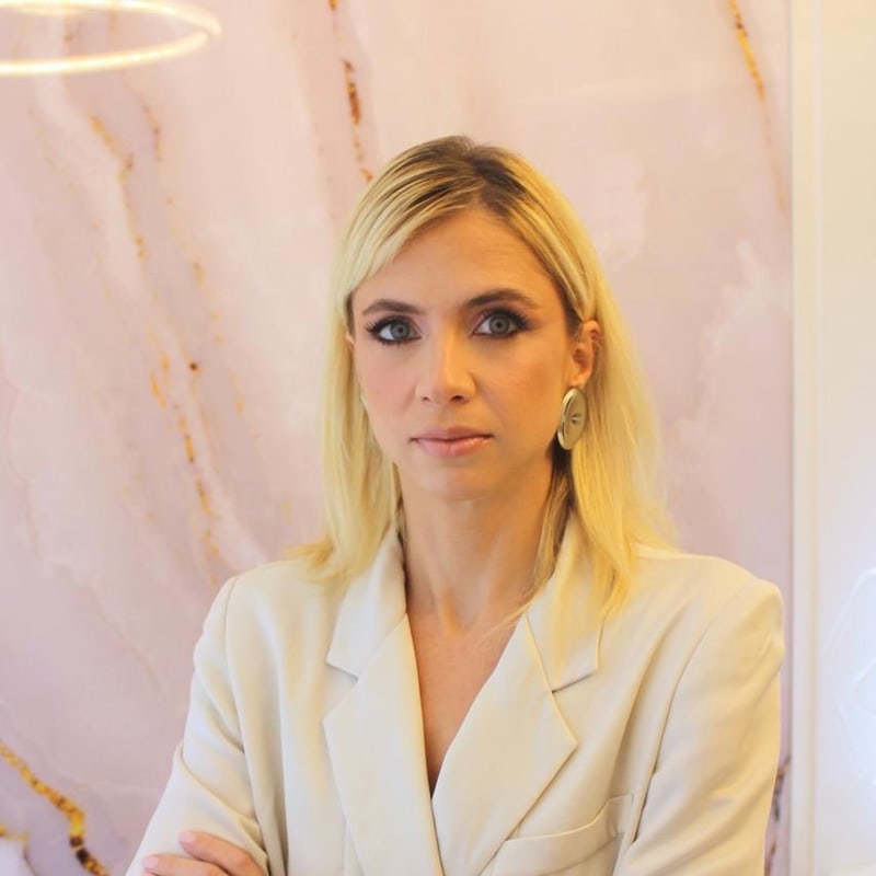Dra. Isabela Pizzatto Teixeira